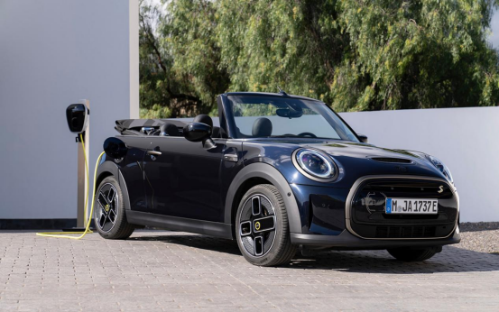 MINI Cooper SE Convertible