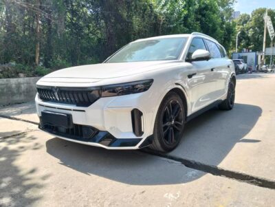 VOYAH FREE 2024 ultra-long battery life smart driving version